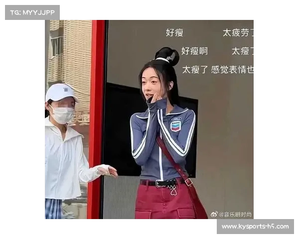 吴谨言脖部疑现催吐包,生图瘦成骨感,网友纷纷担忧其健康状况 吴谨言脖部疑现催吐包,生图瘦成骨感,网友纷纷担忧其健康状况