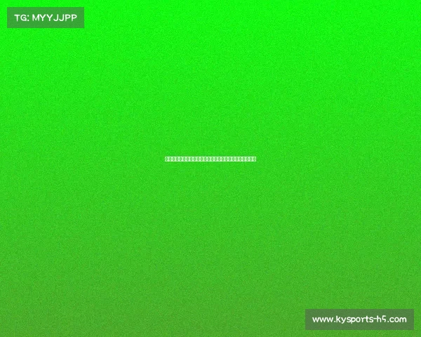 运动与时尚的结合:柳岩在网球场的超短裙造型引发热议! 运动与时尚的结合:柳岩在网球场的超短裙造型引发热议!